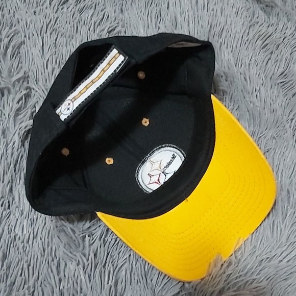Steelers cap - Picture 2 of 2